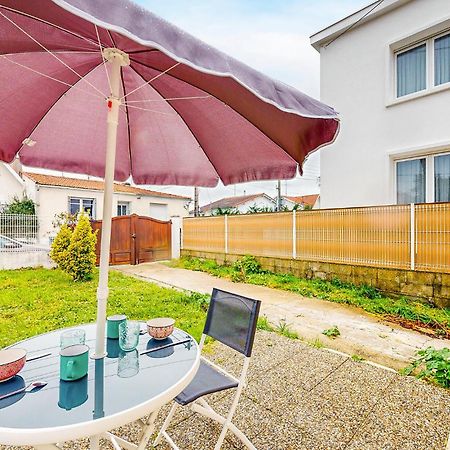 Awesome Home In Royan With Kitchen Exteriér fotografie